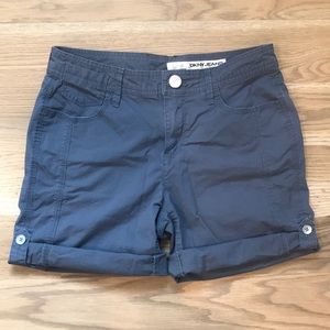 DKNY jeans blue/gray rollup shorts size 2